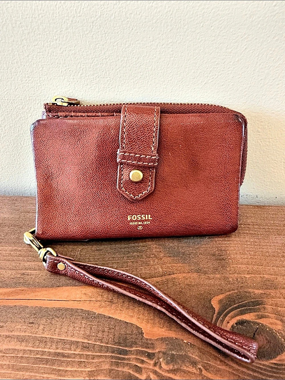 Fossil Leather Organizer Wristlet Wallet Brown